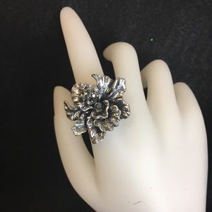 Costume jewelry Iris ring.